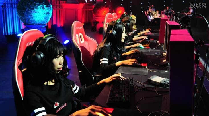 更多取决于 更多取决于